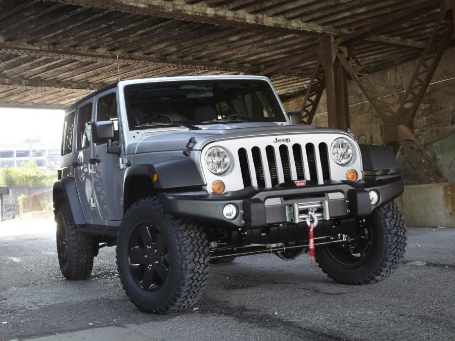  Jeep Wrangler Call of Duty MW3 Special Edition 2011 года  (фото 25 из 33)